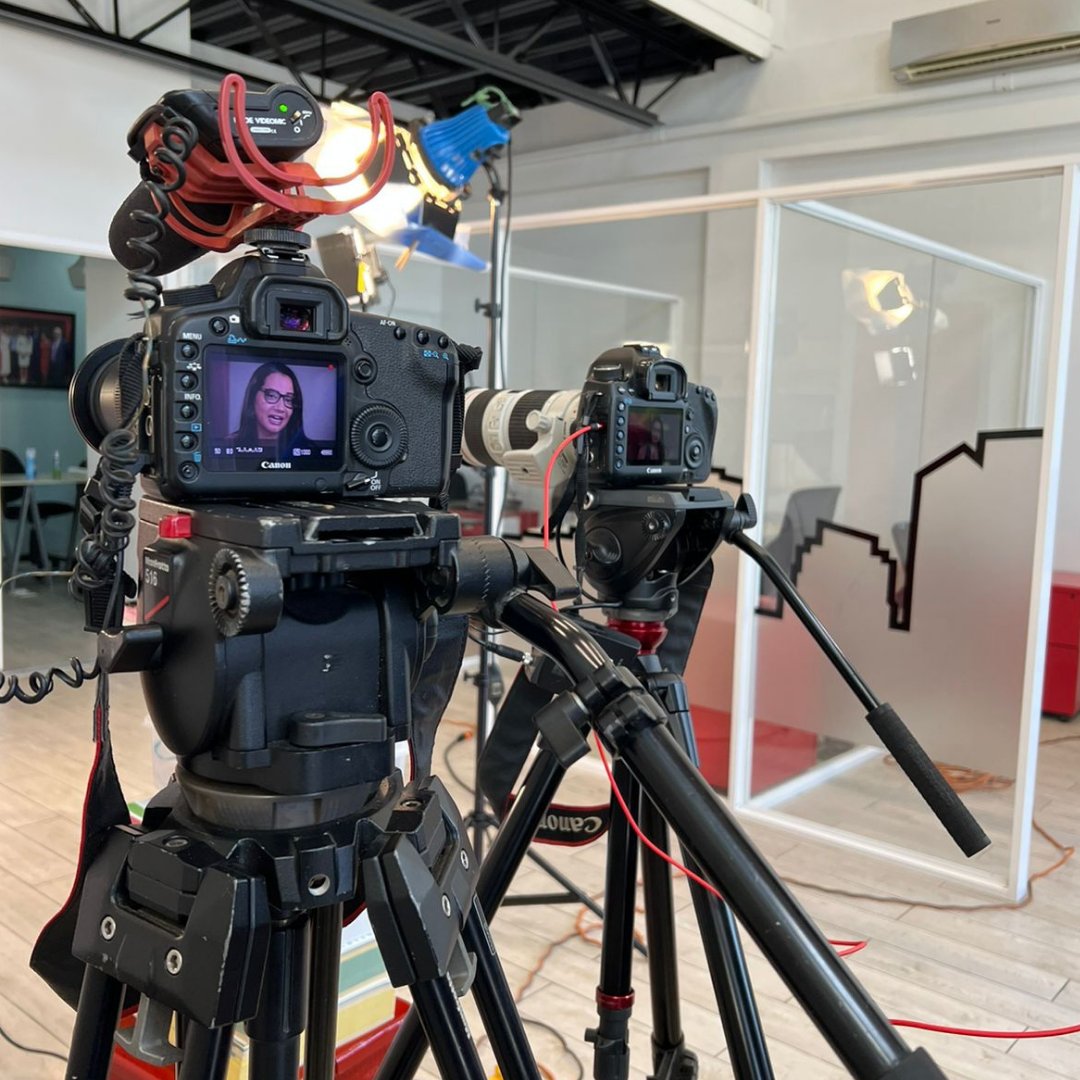 <a href="/factory_75/">Factory75</a> on the scene filming our CEO @lauriannainsworth for content for our virtual accelerator! There's limited space available, and the doors close on Monday. bit.ly/35Eex04