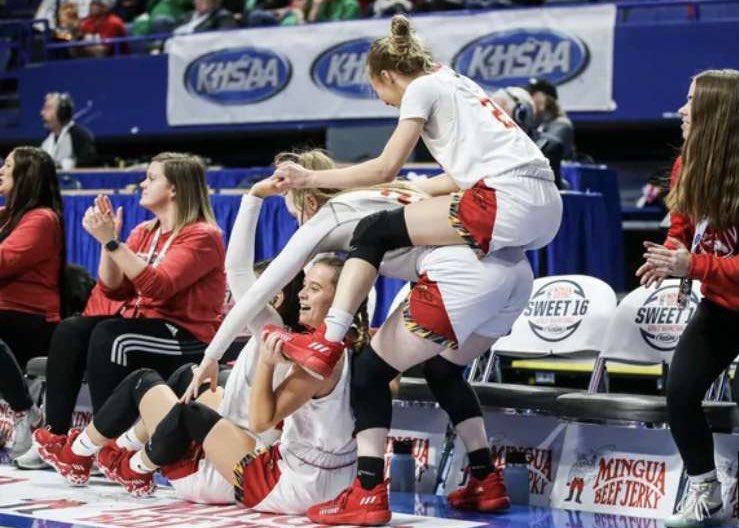 LadyChargersBE's tweet photo. We … uh … have fun on the bench https://t.co/jeMxSkipZe