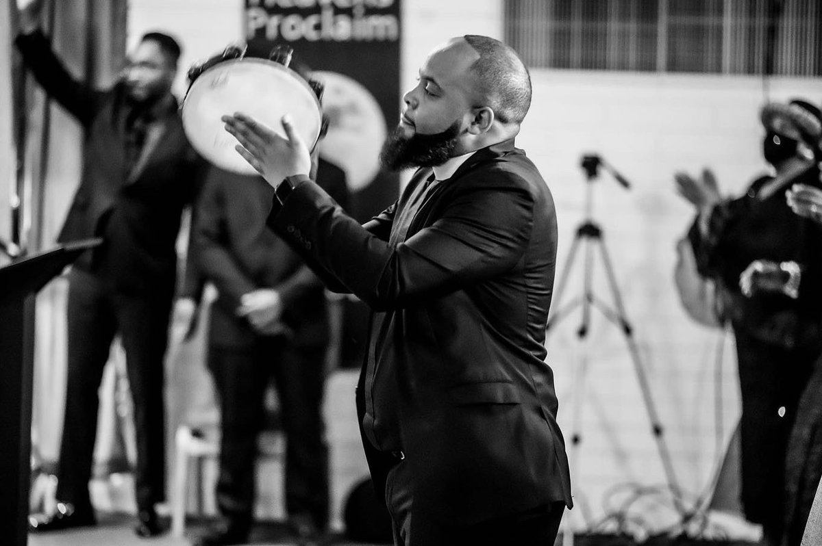 PastorRonaldRay's tweet photo. My praise weapon 🥁🪘#TODC #Praiser
📸: Maarcus Hall https://t.co/kJynb1wdhf
