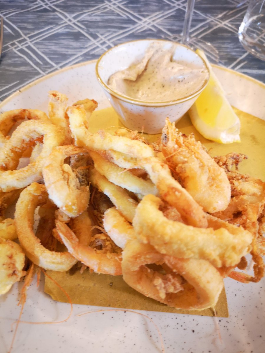 maxdjbianco's tweet photo. Una cena a base di pesce a #Frascati si può 😉 https://t.co/ieApkh5QOX