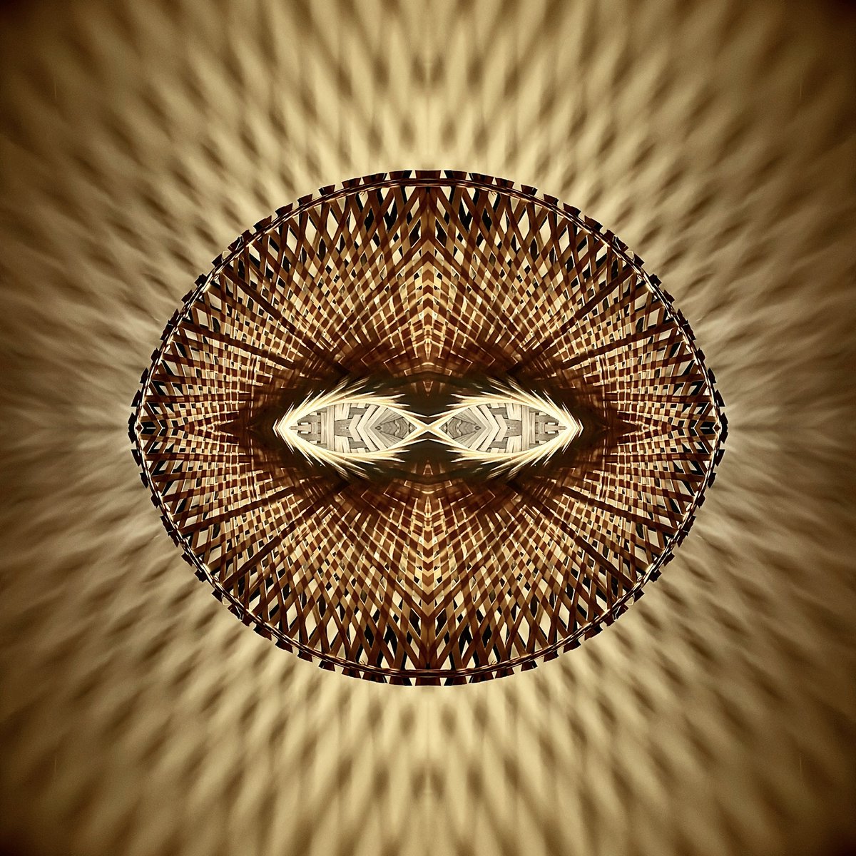 MirroredGallery's tweet photo. @NFTupdate Follow and buy our Mirrored images: https://t.co/zrO4iZyZVU #nft #nfts #nftart https://t.co/bBC0sPkI8R