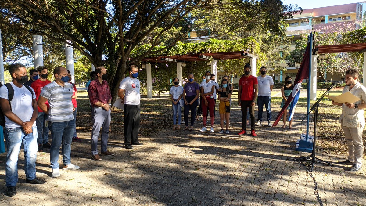 Universidad de las Ciencias Informáticas (@universidad_uci) on Twitter photo Jóvenes de nuestra Universidad rememoran gesta del 13 de Marzo 👉 uci.cu/universidad/no…
#SomosUCI #CubaVive #FEU <a href="/CubaMES/">MES</a> <a href="/jsaborido50/">José Ramón Saborido Loidi.</a> <a href="/raydelmp/">Raydel Montesino Perurena</a> <a href="/nataliauci16/">Natalia 🇨🇺</a> <a href="/DavidAD_UCI/">David Alonzo Díaz</a> <a href="/feu_uci/">FEU_UCI</a> <a href="/FeuCuba/">FEU de Cuba</a> <a href="/UJCdeCuba/">UJC de Cuba</a> <a href="/hanleyro/">Bienvenido Hanley</a> <a href="/Karli_SantanaR/">Karla Santana</a> Jóvenes de nuestra Universidad rememoran gesta del 13 de Marzo 👉 uci.cu/universidad/no…
#SomosUCI #CubaVive #FEU <a href="/CubaMES/">MES</a> <a href="/jsaborido50/">José Ramón Saborido Loidi.</a> <a href="/raydelmp/">Raydel Montesino Perurena</a> <a href="/nataliauci16/">Natalia 🇨🇺</a> <a href="/DavidAD_UCI/">David Alonzo Díaz</a> <a href="/feu_uci/">FEU_UCI</a> <a href="/FeuCuba/">FEU de Cuba</a> <a href="/UJCdeCuba/">UJC de Cuba</a> <a href="/hanleyro/">Bienvenido Hanley</a> <a href="/Karli_SantanaR/">Karla Santana</a>
