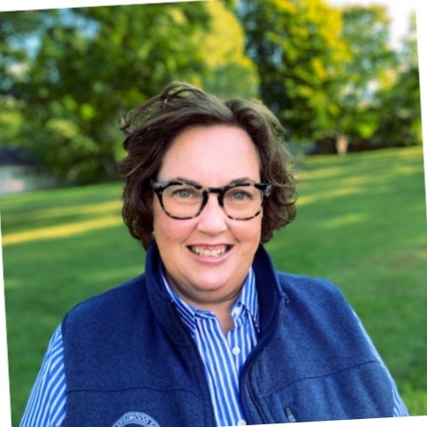 bermudaparent's tweet photo. Maureen Smith joined the Admission team in 2009. As an experienced admission professional, she has traveled domestically and internationally and has made many valuable professional relationships with families, schools, and consultants. 

Visit https://t.co/1rS9mcdTm9 https://t.co/Zd2sh8JmI5