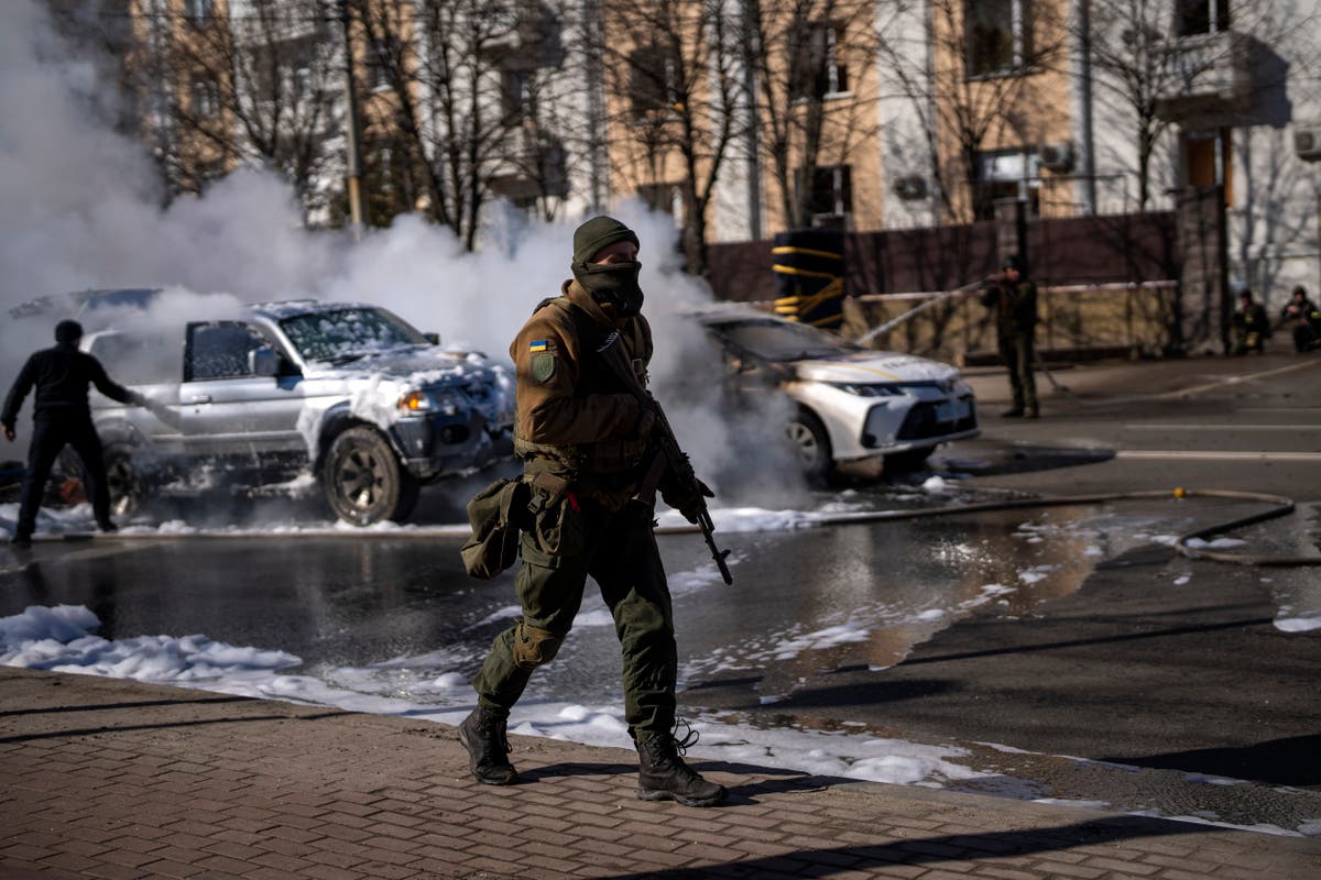 SpedoxAnonymous's tweet photo. They don't want you to know the truth. They will hide it and you need to find it! Don't trust Amy news. Do your own research. We stand for the people. Russian need to get real news and the Ukrainian need to stay strong as they are. We are with you. #Anonymous #UkraineRussiaWar https://t.co/ojiHNc8QUW