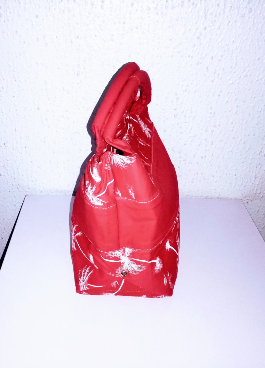 istylish2's tweet photo. Our Rubby Red Bag is a GO-TO stylish bag to complement your office wear.  Handmade from start to finish with intricate detailing, Cotton material, fully lined with same cotton material.
#istylishdesigns  #fashionbrand #rubby #Istylishbags #handbags https://t.co/LAvYmSPDp4