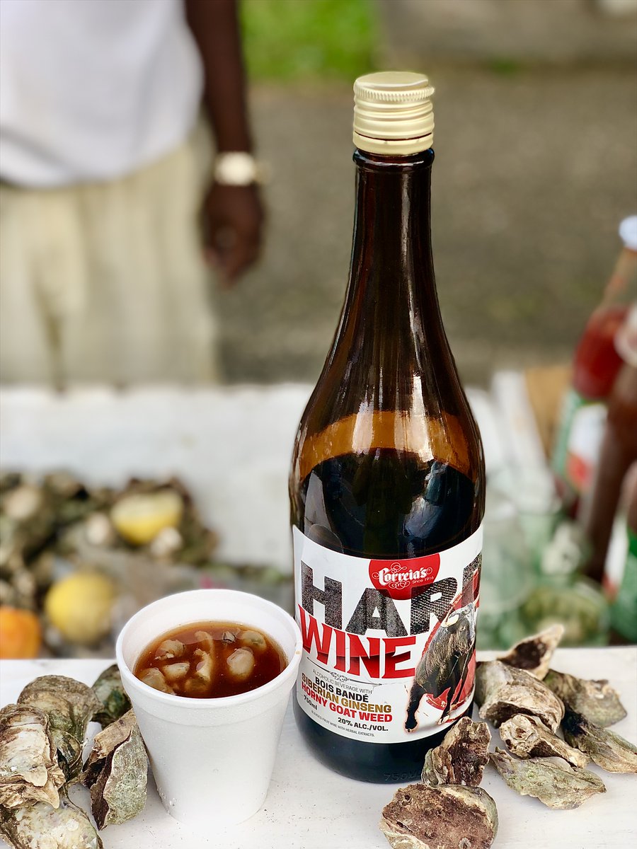 correiashrdwine's tweet photo. Name this cocktail. Oysters + Correia’s Hard Wine = ?
#correiashardwine #chw #lime #vibes #qps #performance #gohard https://t.co/r7qvH0QJje