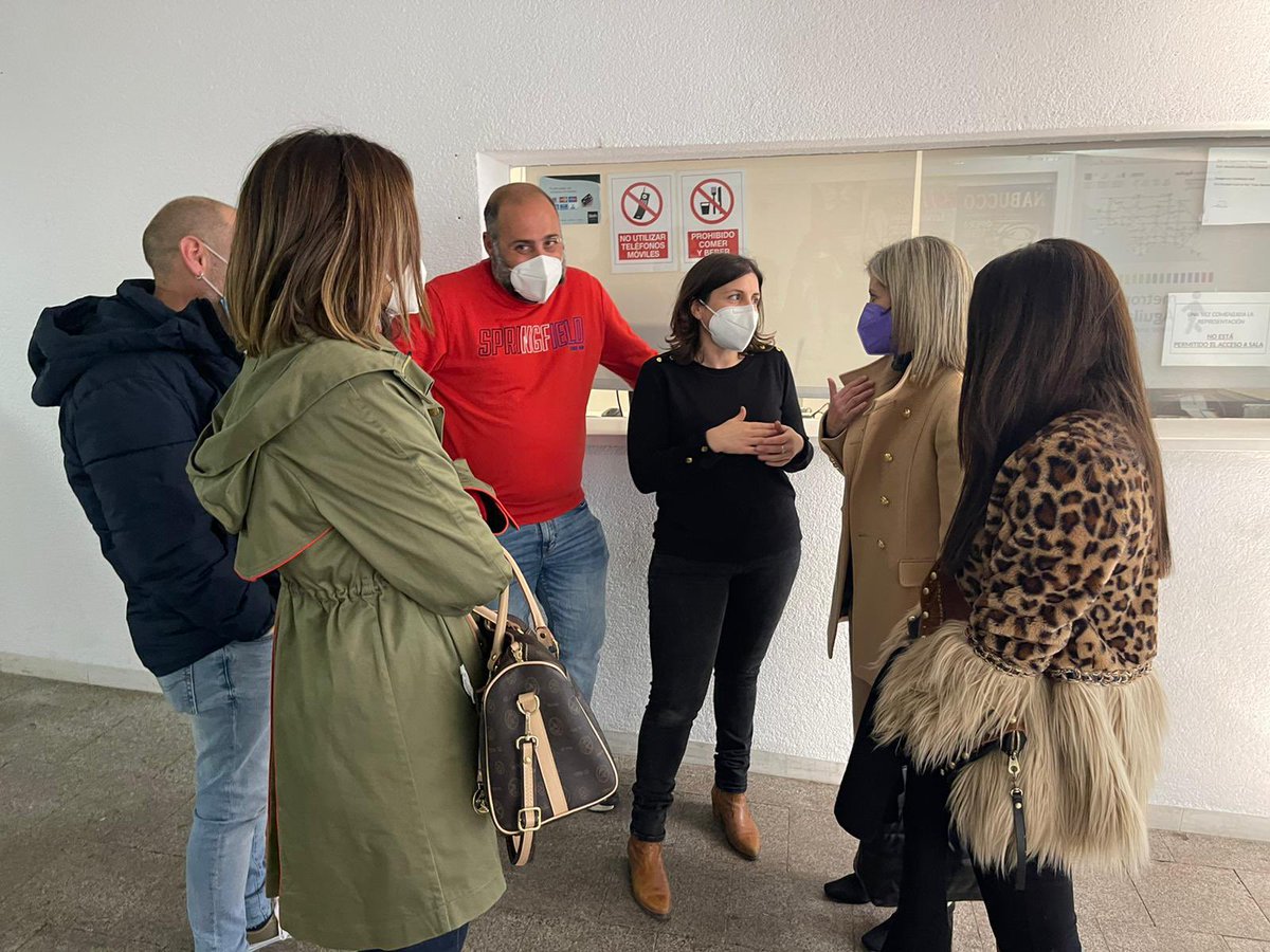 Emocionante ver el <a href="/AuditorioIEA/">Auditorio de Águilas</a> al completo para disfrutar de “Mujer tenía que ser”, una obra de teatro cuyo guionista, directora y actrices son de Águilas, un gran orgullo!!