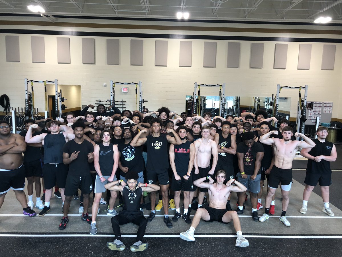 GreerSpeed's tweet image. 4th block crew @GreerRecruits caught that Swoliosis at the end of training today! Always a good way to end the week by filling up those sleeves after killing their hang clean complex. Love this group and how hard they work. Big things coming! 
#TeamGSD
#OpportunityFavorsTheStrong