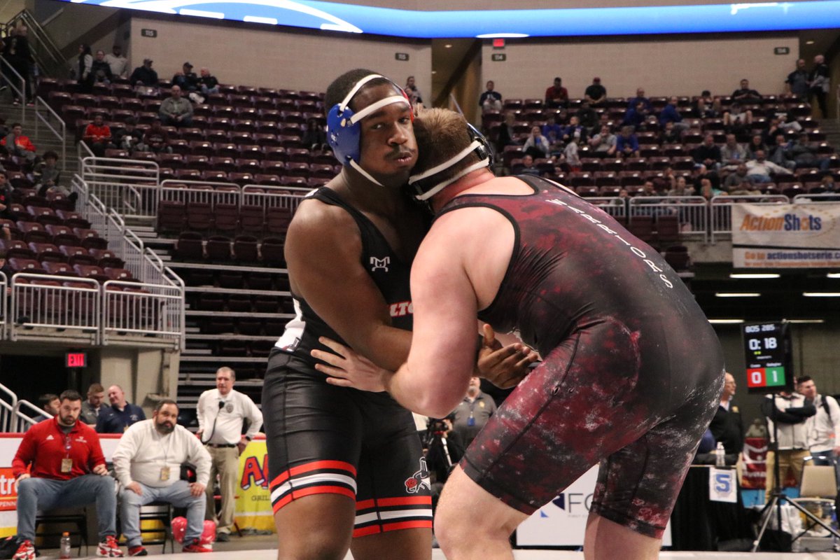EvanWheaton's tweet photo. Williamsport has two wrestlers heading to the state semifinals tomorrow.

— Cael Nasdeo, 113
— Charles Crews, 285

Nasdeo will face top-ranked Zach Jacaruso from Delaware Valley. Crews takes on Nazareth’s Sean Kinney. https://t.co/7cBgMauEIM