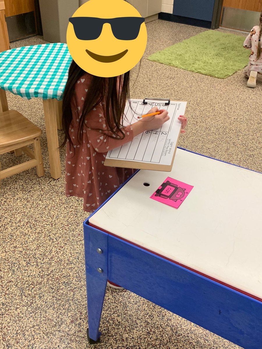 MrsHensonOPS's tweet photo. Write the Room with words we’ve been working on during 95% core time. 🙂✏️📚 #Kinder #CSCardinal #opsmomentsthatmatter https://t.co/SI1TQyDHmg
