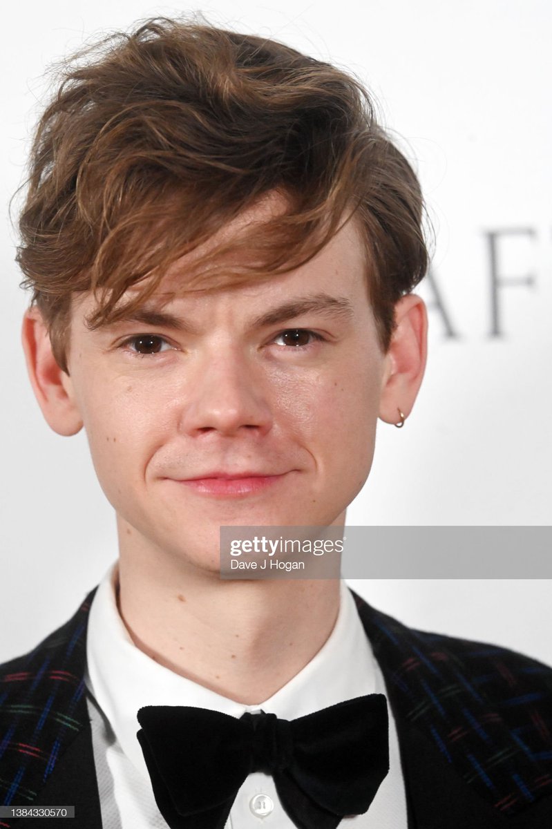 Thomas Sangster Brasil tweet media