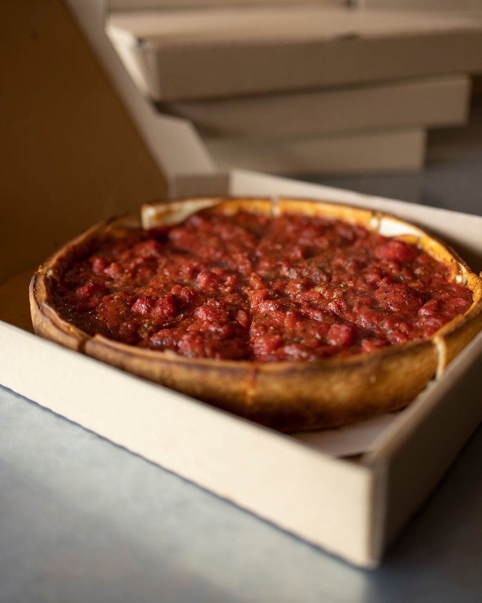 Let’s start the weekend with a Chicago style pizza from Zachery’s on Solano Avenue! They are also participating in #berkeleyrestaurantweek 3/24-4/4! 

📷 Glenn Ramit #berkeley #visitberkeley #visitcalifornia #berkeleyca #zacheryspizza #solanoave