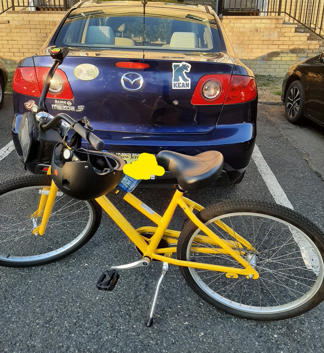 SunKScribbles's tweet photo. The only kind of permissible double parking 🙂😂... What a beautiful day and perfect bike ride to start the weekend with! #netnarr #mathesis https://t.co/LGh3kAa1OB