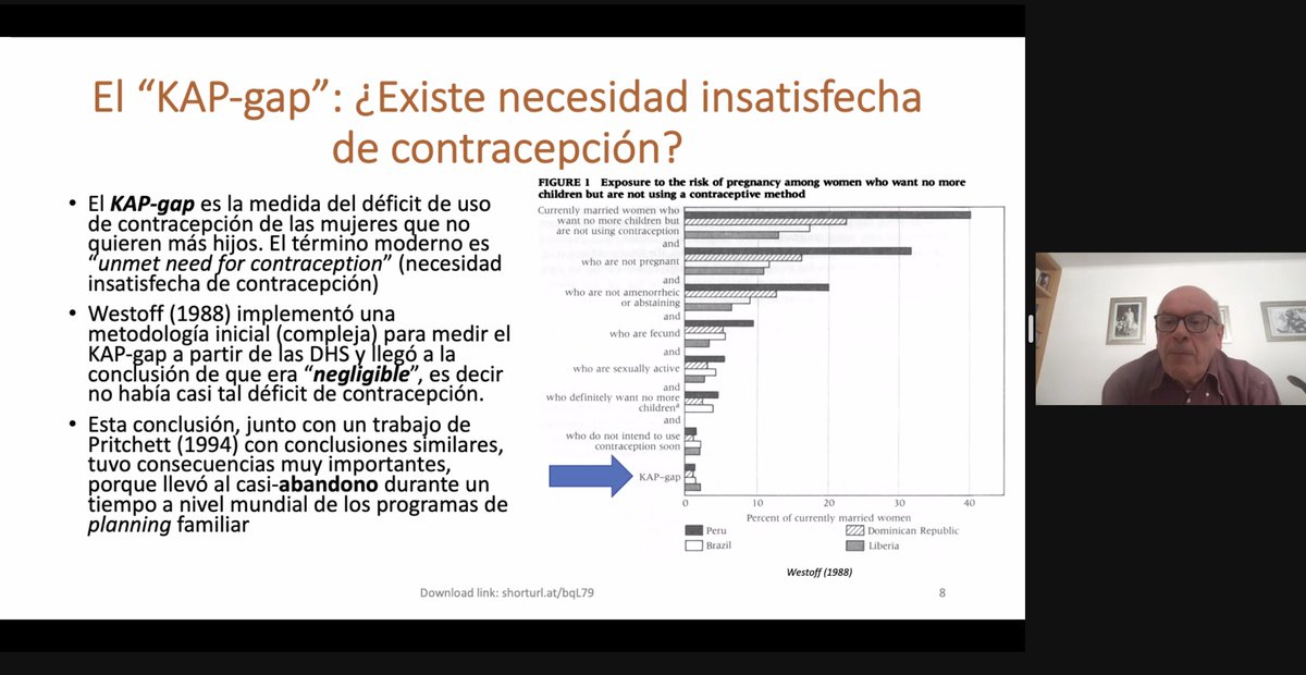 FlacsoMx's tweet photo. 📹Sigue la #TransmisiónEnVivo de la conferencia  Las #Encuestas DHS: uso comparativo en #AméricaLatina para el estudio de la #DinámicaFamiliar que imparte Daniel Devolder investigador del @CEDemografia.

#FacebookLive en: https://t.co/6h650UScLl https://t.co/94IHsEOuwc