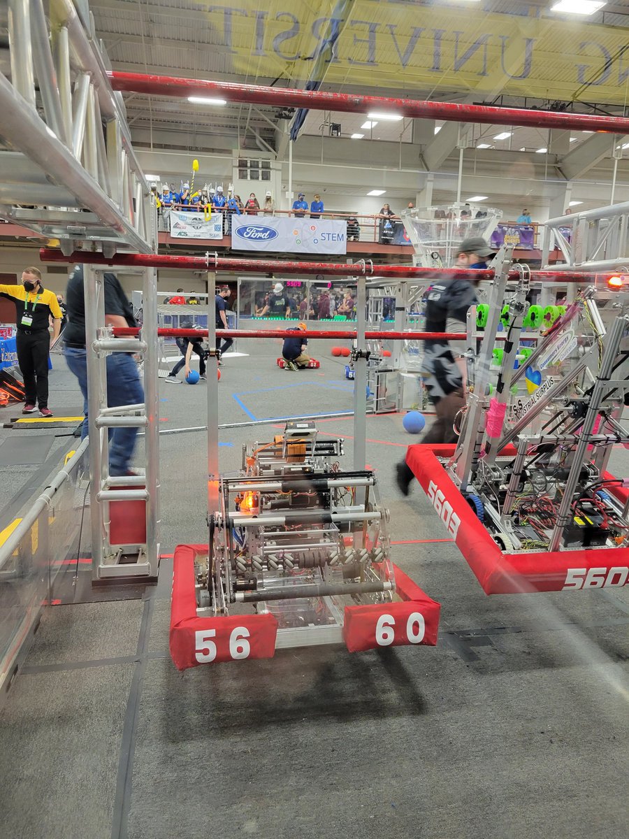 EOwen2145's tweet photo. Front row seat at  FRC Ket2 https://t.co/9y15mCzTcS