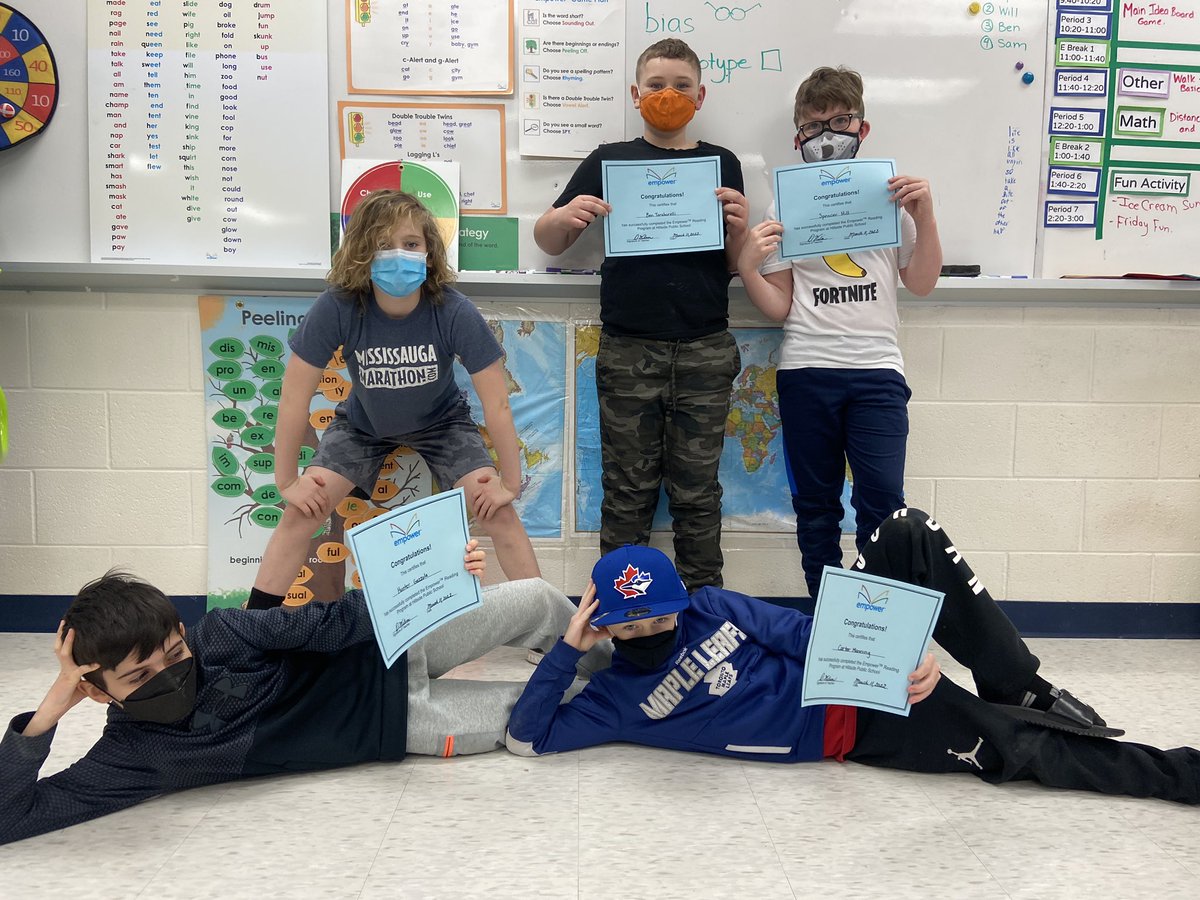 MrsVecchio's tweet photo. Congratulations to our most recent Empower Reading graduates! We are so proud of you! What a delicious way to celebrate your accomplishments 😋 @hillsideTwolves @PeelSchools https://t.co/BtU6fVcVIh