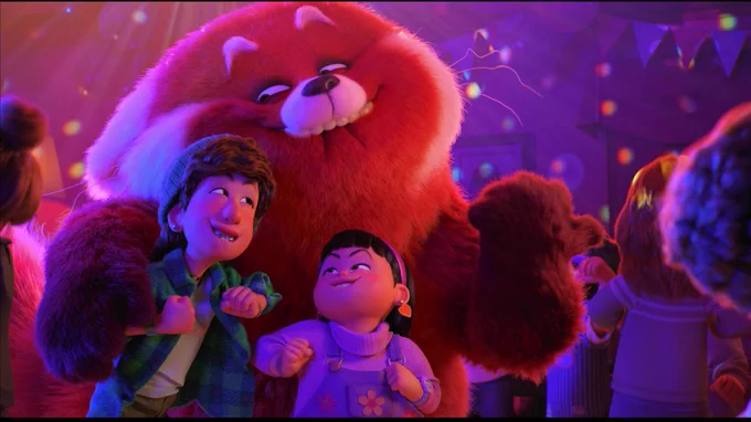 I love drawing faces first so the expressions in Turning Red are like one of my favorite things about the film. 
