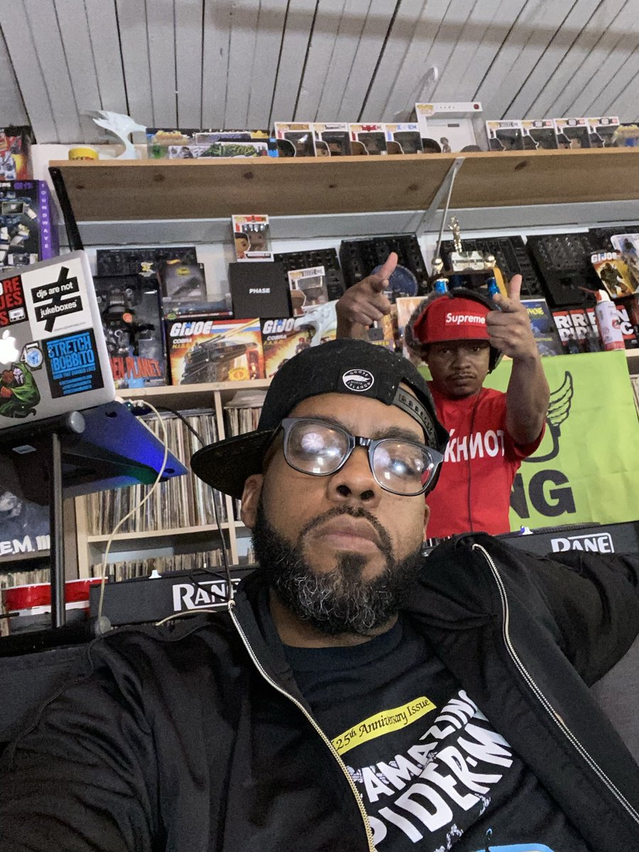 flynerdsupreme's tweet photo. Live onset at Fly Nerd Group #podcast #flyDM #flynerdgroup #ttrpg https://t.co/YZDwx3uNGO