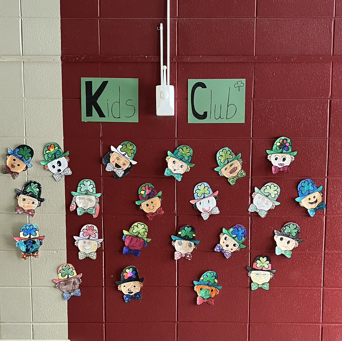 kcdelay's tweet photo. Kids Club LOVES St Patrick’s Day!!! 🍀💚 #d61kidsclub #StPatricksDay https://t.co/5NVW9bBtvF
