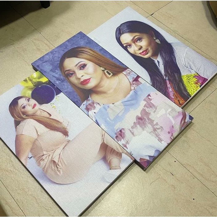 MWallframes's tweet image. When it comes  to Framing pictures Mahmood interiors is one of the best, do you that pic that you cherished or you wanna surprise someone. Reach to us now 08130792333 
16" by 24-#12,000 (picture in display) 
20" by 24-# 14,000
20" by 30-#17,000
24" by 36 -22,000