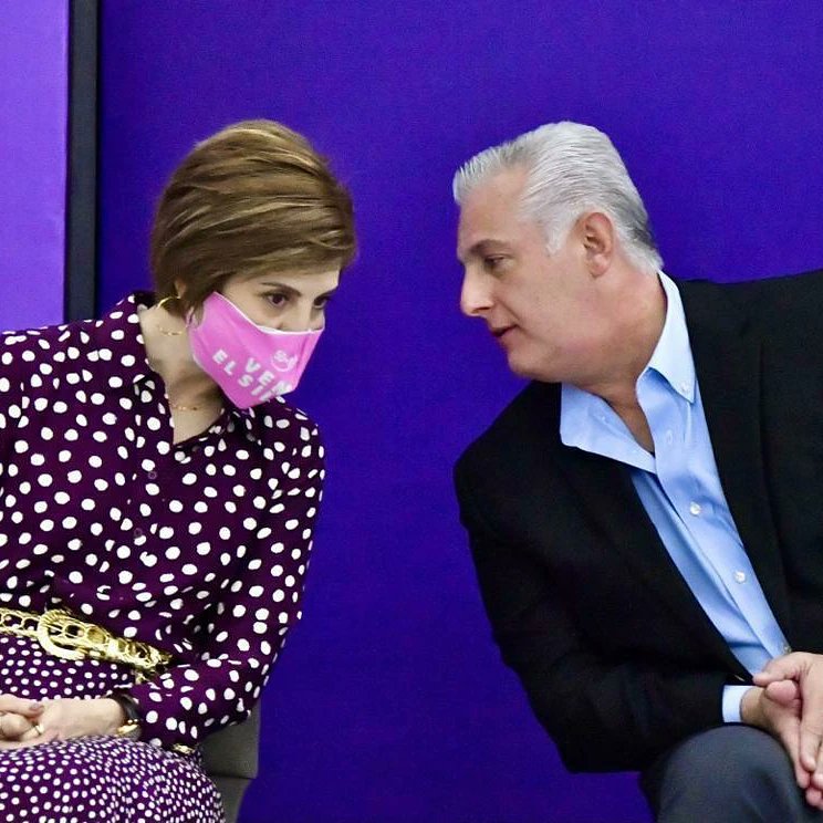 Apoyando al Colectivo 50+1 en el lanzamiento de su campaña Vencer al Silencio, para ser agentes de cambio en el respeto a los derechos de la Mujer.
<a href="/MunicipioTRC/">Municipio de Torreón</a>