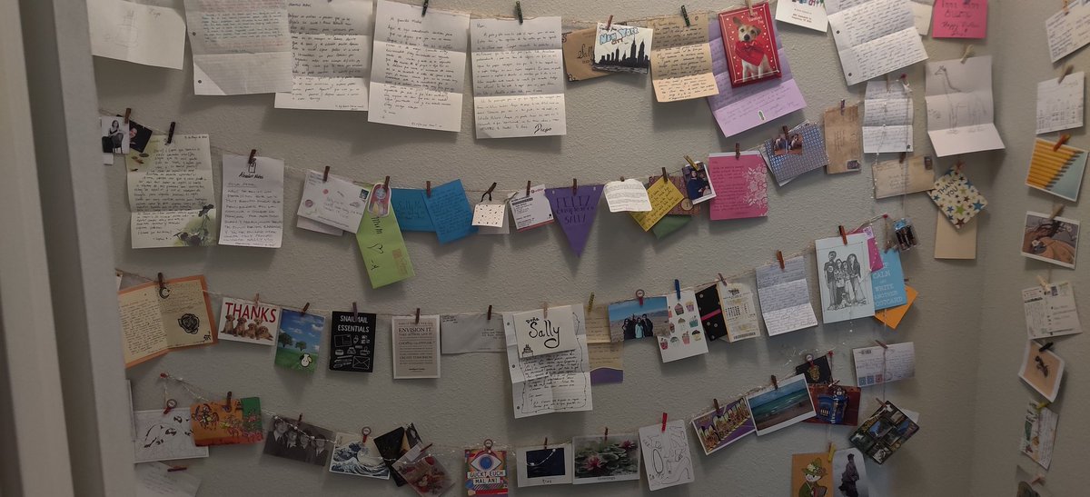 If there's ONE thing immensely valuable is to be #grateful. And I am of my dear <a href="/NoelDavila/">Noel Dávila</a>! Thanks for the beautiful surprise in the mail. Te quiero también!