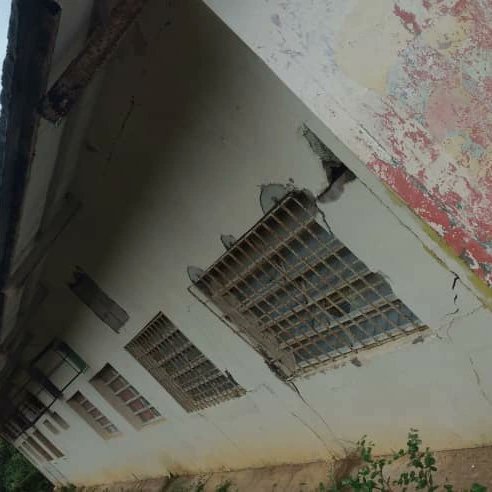 ElviaGFalcon's tweet photo. Mal estado en la infraestructura de la escuela de Guaibacoa pone en riesgo a 117 niños

Docentes de la UE "8 de Septiembre", en el municipio Colina, solicitan al alcalde Rubén Molina, sean recibidas para canalizar los distintos problemas que mantienen en esta institución. https://t.co/hgLdQFUXKD