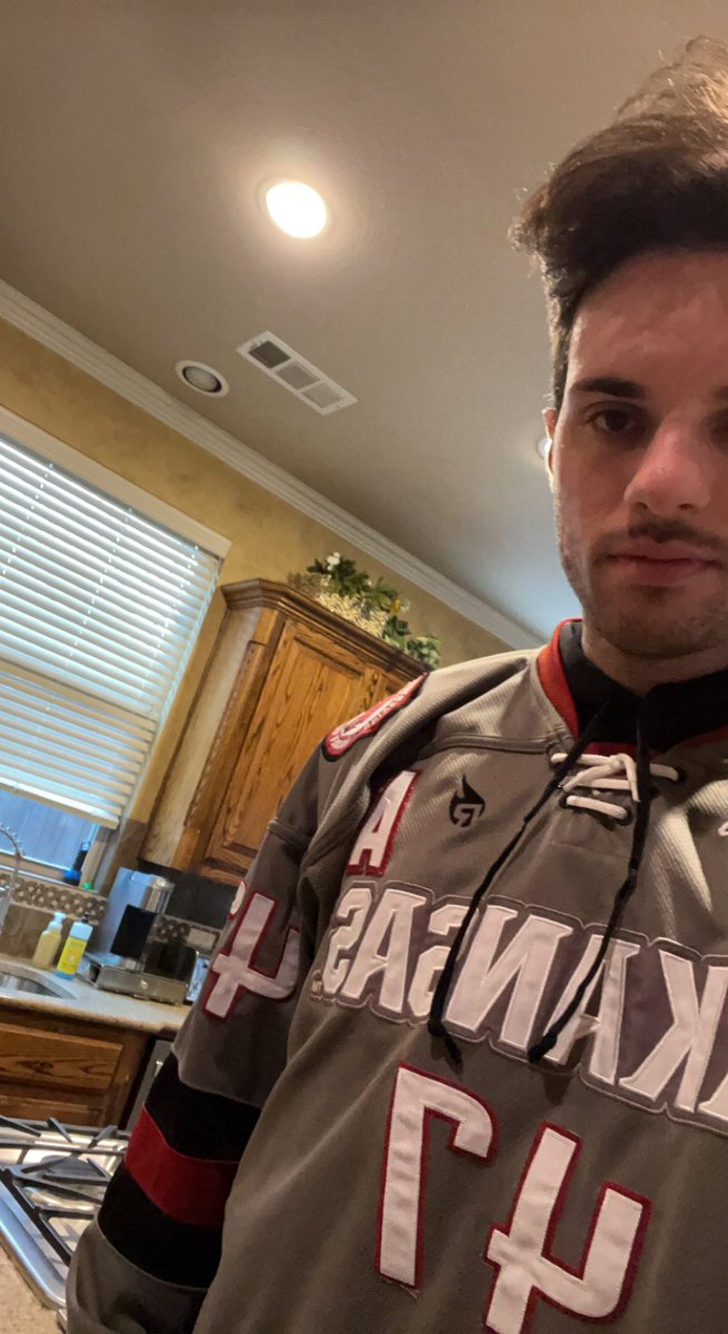 aidsapev's tweet photo. We are on to Nebraska #Retire47
5:15 on HockeyTV. Tune in https://t.co/JuH4DojdI7