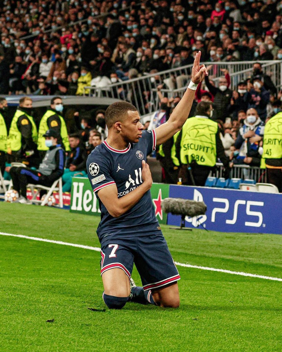 Maps_Welsh's tweet photo. 🚨 BREAKING: Kylian Mbappé will sign for Real Madrid C.F. next week. He is expected to put pen to paper before Friday! 😎🥳❤️ https://t.co/qYyWZkthfO