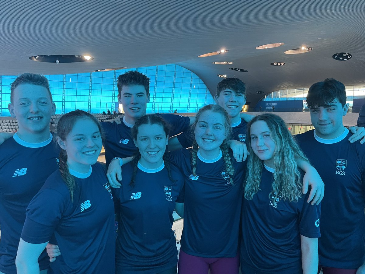 BGS_swimming's tweet photo. Bath 🏆 2022 signing off. 🙏🏻 to @charltonlido for accommodating a rare open air training sesh, @londonbushcraft for providing a great learning opp, &amp; @WhitgiftSport for hosting Thursday in a warm welcoming invitational. Some really 💪🏻 competition &amp; top efforts 👏🏻 https://t.co/vwsR16VBdS