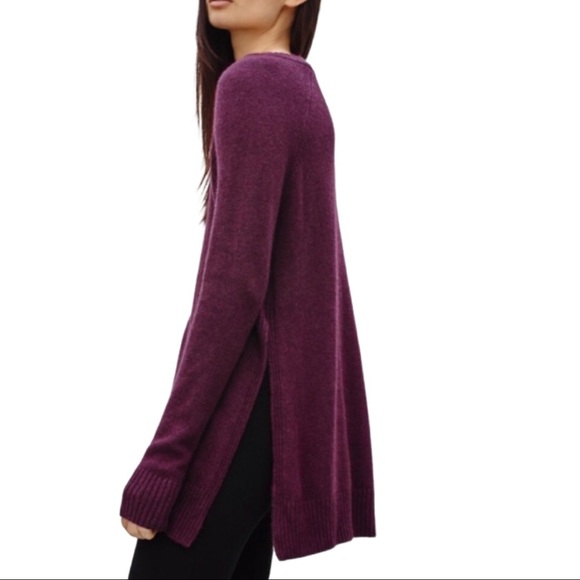 dree_miller's tweet photo. So good I had to share! Check out all the items I'm loving on @Poshmarkapp #poshmark #fashion #style #shopmycloset #figs #talula #sanctuary: https://t.co/rCezz5vwOb https://t.co/eDu2RQs3RA