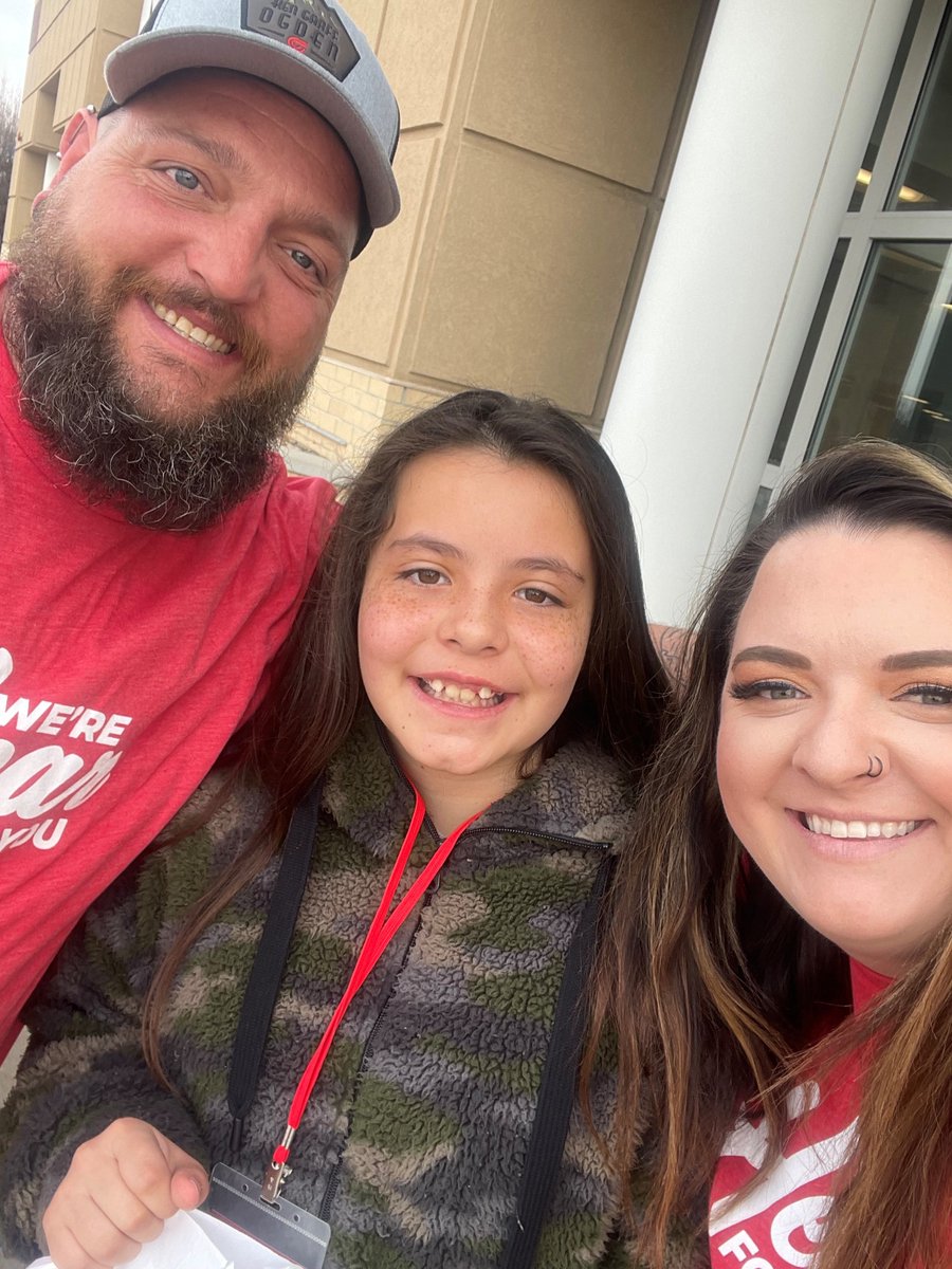 kengarff's tweet photo. Our three Riverdale stores teamed up with Reach Out Today and @ogdensd to host a shop-a-thon event for elementary and junior high students at Kohls in Layton for our latest We're Hear For You project! #WH4Y https://t.co/2gKIpqQ4L2