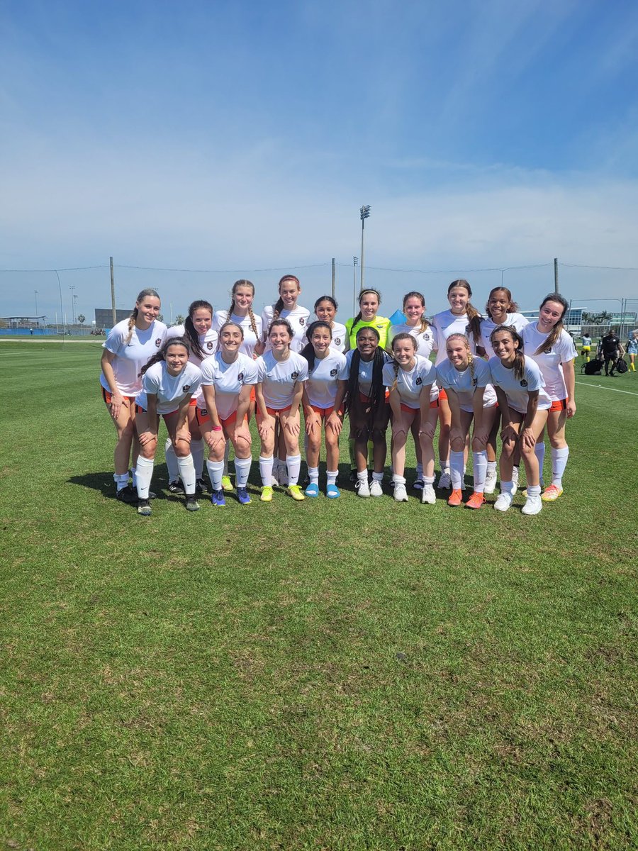 MadelineEllis05's tweet image. #GAFL22 On to the semifinals! #dashon