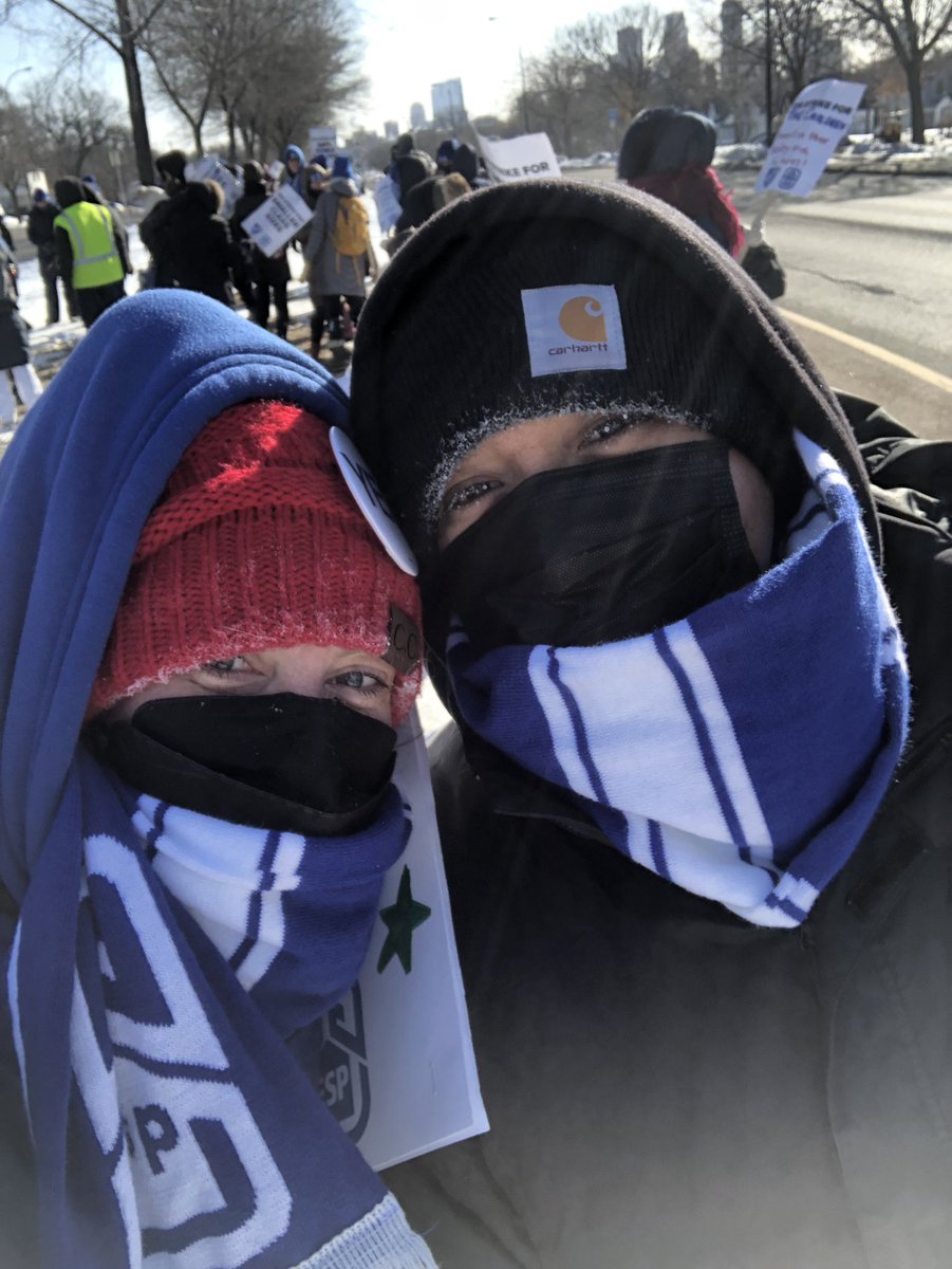 ziwaleyah's tweet photo. Day 4 on the line and my eyelashes froze. We will be out here as long as it takes to get what our scholars and educators need and deserve! #MFT4Kids #SafeAndStableSchools #nea https://t.co/SXOgcyH7eQ
