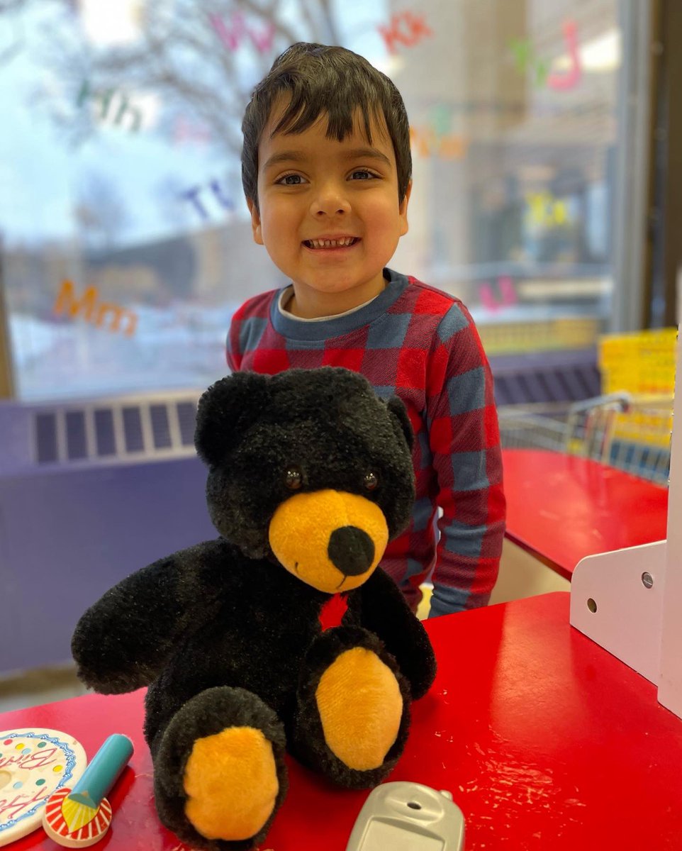 KinderKollegePS's tweet photo. What a busy Pajama Day it was! played in centers, munched veggies, created some beautiful artwork, stretched in yoga and then we konked out! 🥱 Good thing we’re wearing our jammies! #pajamaday #pajamaday🤗 #busydayatschool #exhausted #needabreak #happymarchbreak https://t.co/uwtmRmiVs6