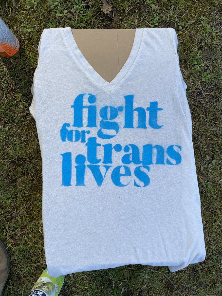 Sarah Lou Narwhal-ez tweet media