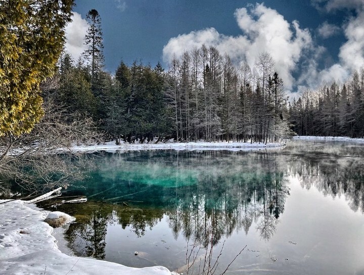 awesomemitten's tweet photo. "The world only exists in your eyes. You can make it as big or small as you want." -Fitzgerald Scott
📷 @sbohon1
.
.
.
.
.
#mittenlove #awesomemitten #puremiwinter #winterwonderland #miwinter #winterinmichigan #miawesomelist #winterbucketlist https://t.co/gQaAu6fWTt https://t.co/ci4KS76x3t