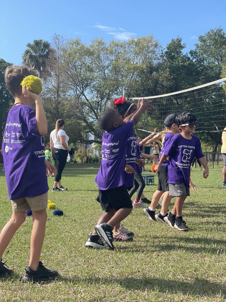 MsBKinderClass's tweet photo. Field day 2022 was a success!!! @macfarlanepta @SDHCMagnet @ibpyp @iborganization @HCPSArea1 @bowtiedAP @MacfarlaneHCPS https://t.co/sRfOwE5pzN