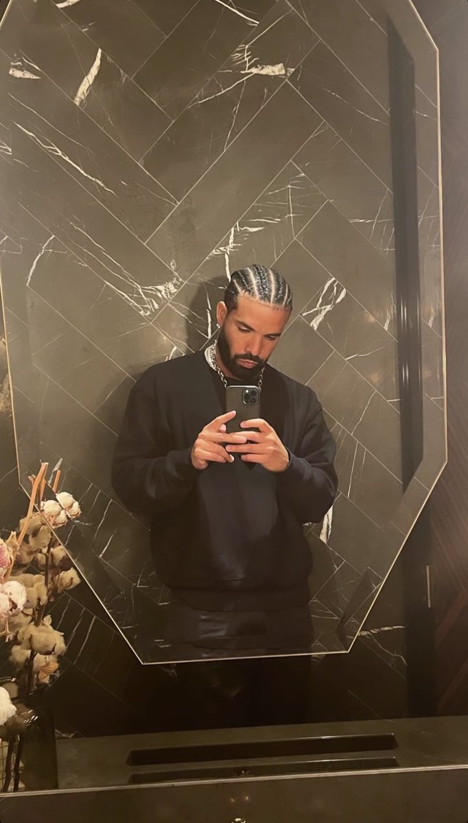 We’ve officially entered a new Drake era.