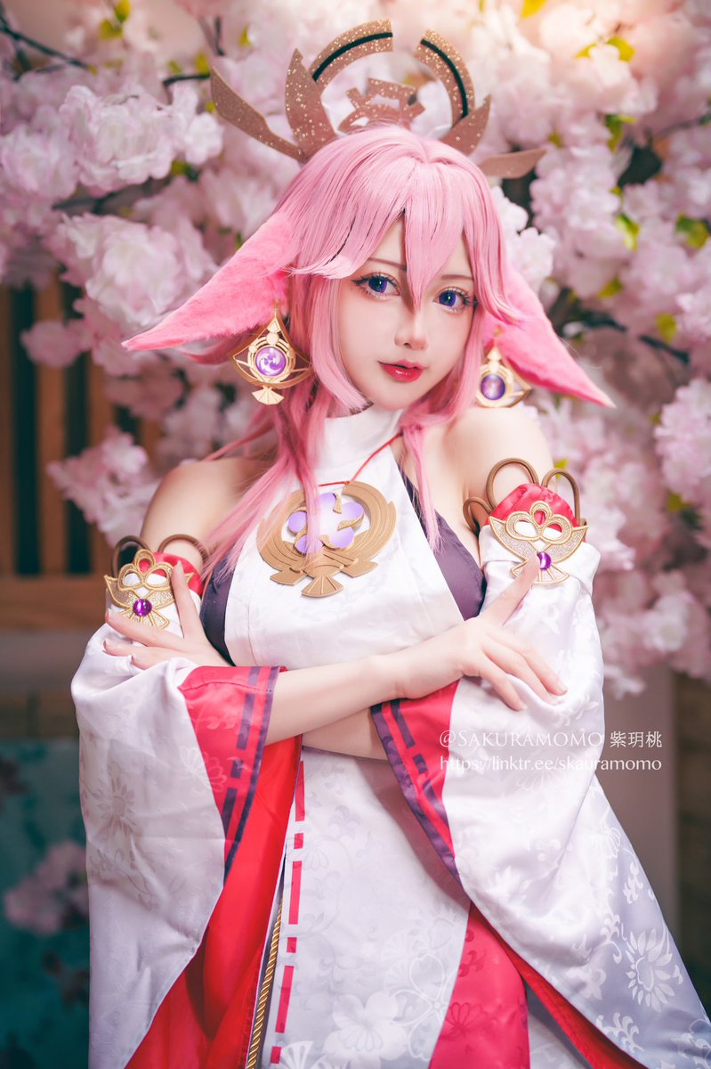 自己的婆自己出💖

#原神 #GenshinImpactpact #八重神子
📷by Moegan Photography https://t.co/vllK2XS0OF