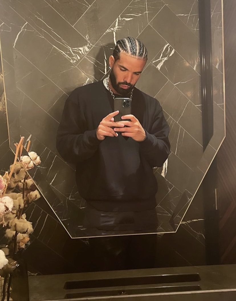 DatPiff's tweet photo. Drake with the braids. https://t.co/u4TgstjaXV