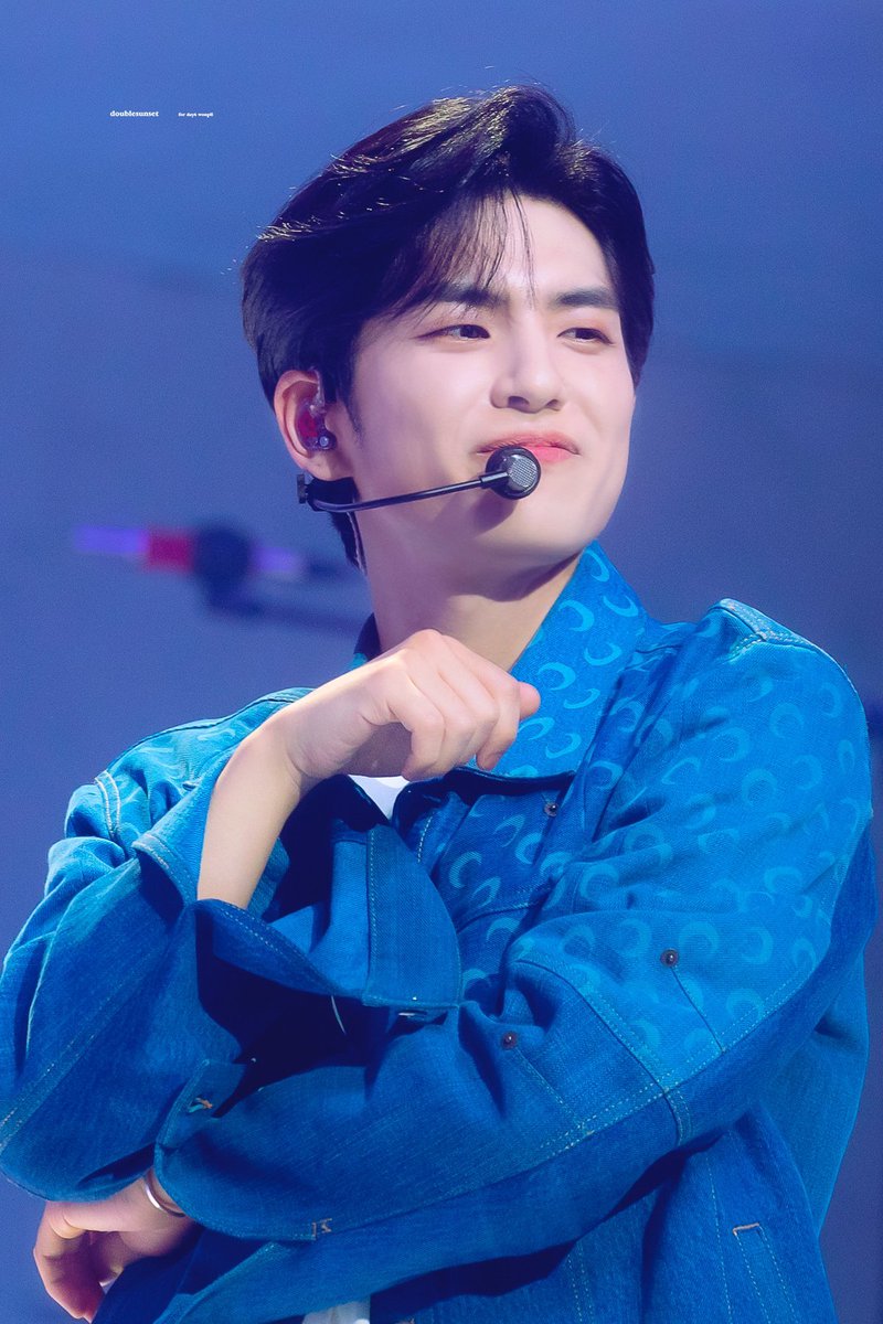 FanbaseDAY6's tweet photo. [HQ] #Wonpil no WONPIL SOLO CONCERT ‘Pilmography’ 11.03.2022

Cr. doublesunset_wp https://t.co/NsdzjIj6Dv
