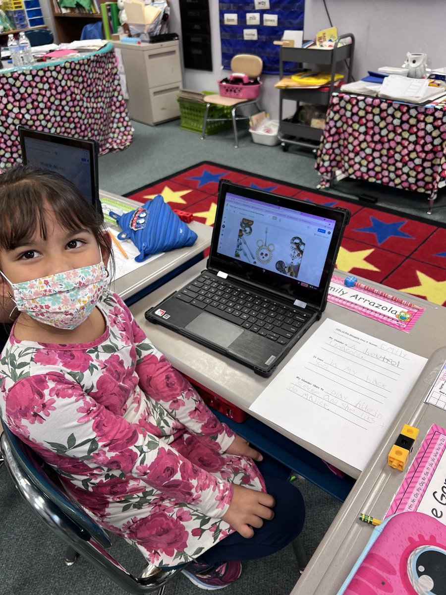 amymarlotabor's tweet photo. Tabor Owls π¦ did a Digital assignment from the book βA Gift from the Magpie!β and created a Great Wonder from a Blunder just like the characters in the story! #FirefliesinFirst @BESFirefly https://t.co/sPRpNZRZOE