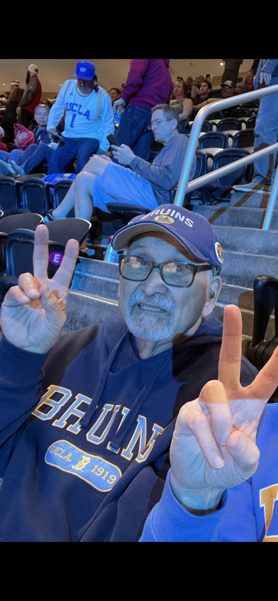 BillGomez92's tweet photo. #Pac12MBB https://t.co/ZDSOIilaSz