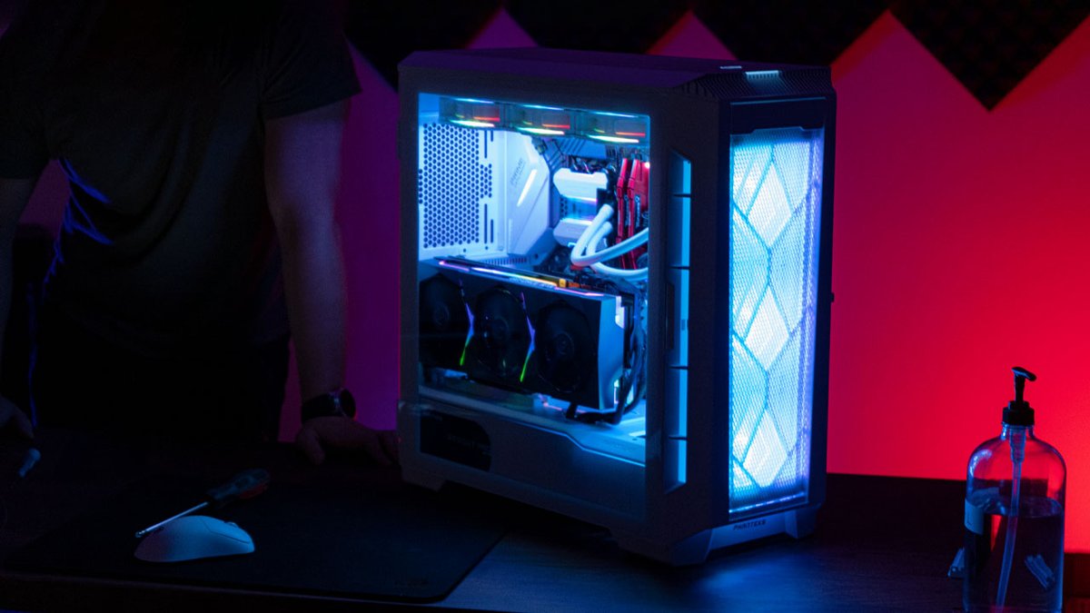 PhanteksUSA's tweet photo. thank you Bobby for this beautiful build, and thank you guys for supporting our stream. hope to see you again next week; until then have a great weekend-!! 🥳❤️✨ #phanteks #eclipseP600s #addiceinc #nachocustomz https://t.co/REwtDITmU9