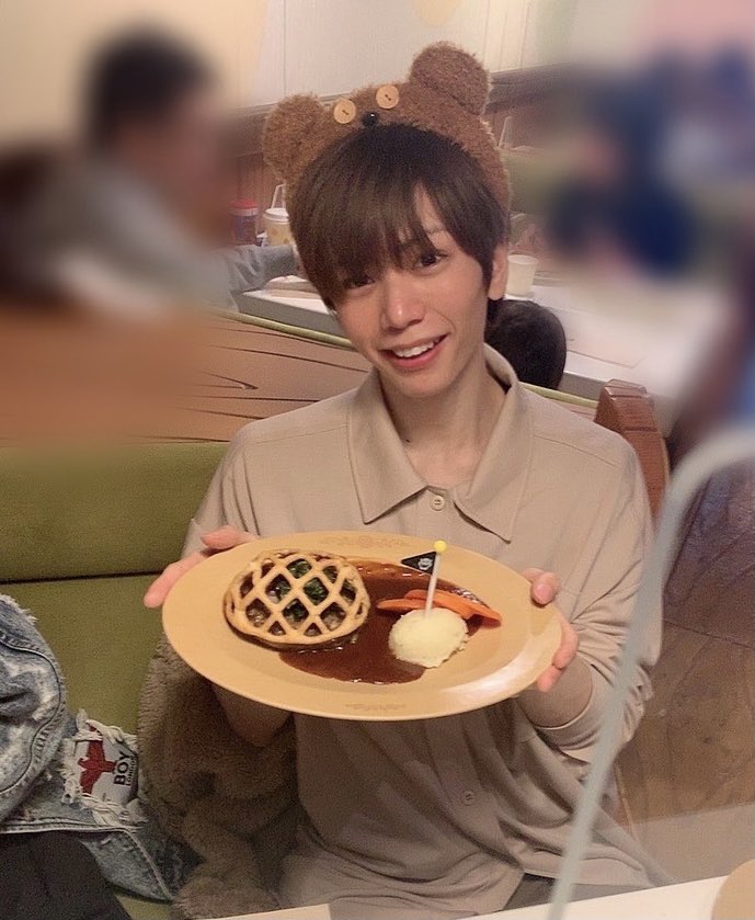 nissy_ta23's tweet photo. おはようございます！
実は今日誕生日を迎えました！

みんなの支えがあったから今も活動活動できてます😊

メッセージや動画くれた方ありがとう！

これからもよろしくね！ https://t.co/B4eKUBi518