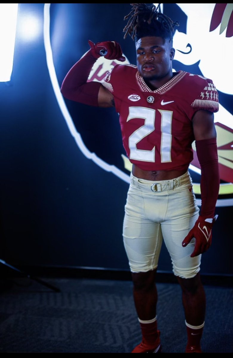 How do I look ? 👀❤️💛🍢 <a href="/24k7v7/">The24KOrganization ⭐️</a> <a href="/KeiwanRatliff/">Coach Rat</a> <a href="/CoachEP_OHS/">Coach EP</a> <a href="/OsceolaSports/">News-Gazette Sports</a> <a href="/larryblustein/">Blustein Recruiting</a> <a href="/cmitchell2284/">Coach Chris Mitchell</a> <a href="/FSUFootball/">FSU Football</a> <a href="/FSU_Recruiting/">Seminoles Recruiting</a> <a href="/EdOBrienCFB/">EdOBrienCFB</a> <a href="/rnrsportsmedia/">rnrsportsmedia</a>