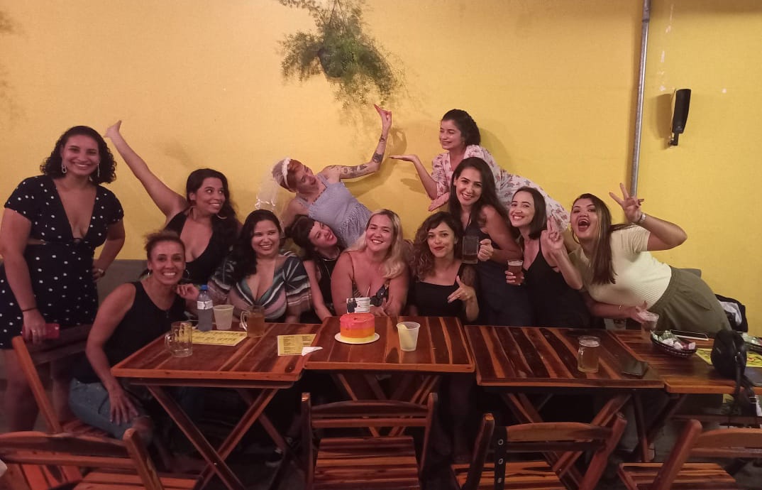 AnaFNobrega's tweet photo. A santa ceia tá diferente, neah ❤️👰🏻♂️
@jessicasramalho @bibibop10 @denisices @curolinee_ @xxbarbarelaxx @Manucbp_ #Lanne #Ilze #AsGuDoRJ https://t.co/b8Khblffm4