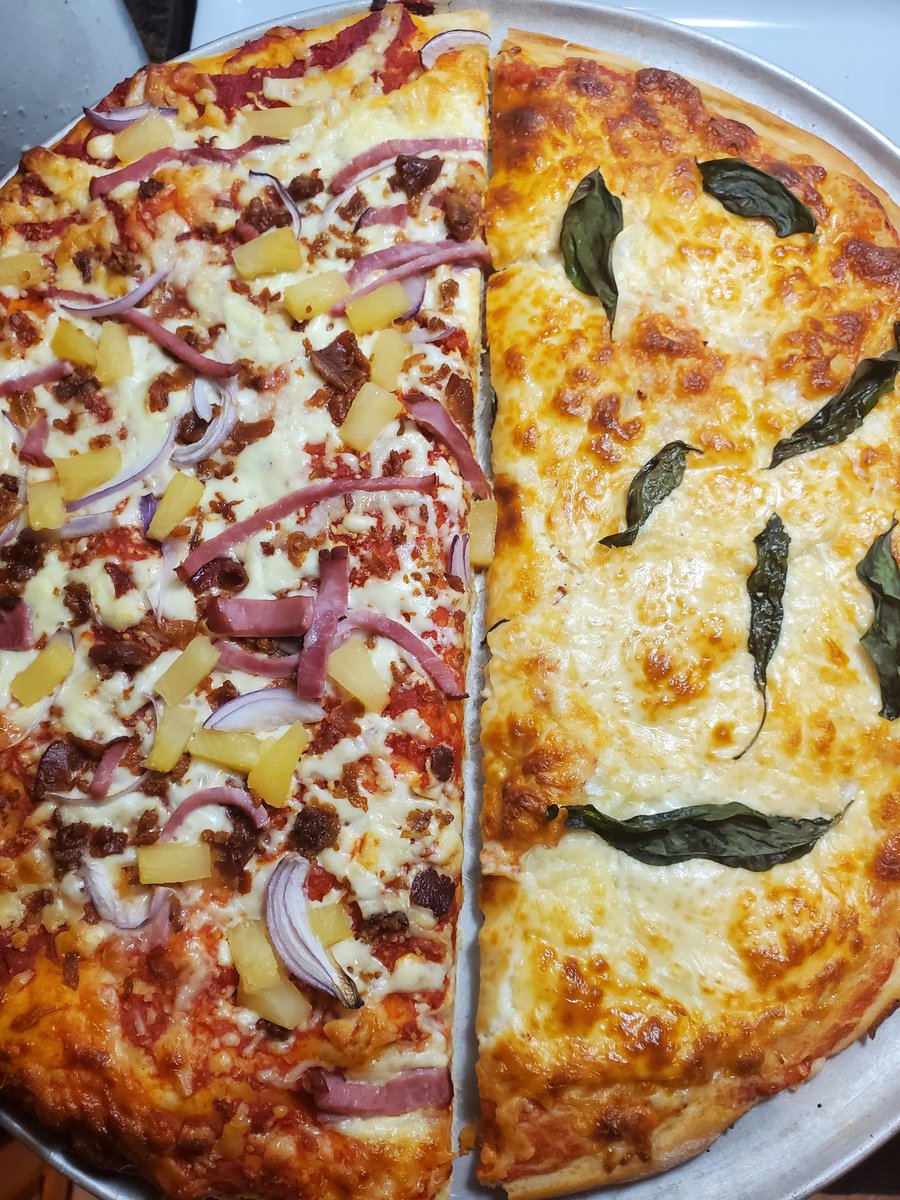Delicious dinner from <a href="/TLDSB/">TLDSB</a> hospitality programs tonight. <a href="/GravenhurstHS/">GHS</a> <a href="/infobml/">BMLSS</a> #ghscooks #bmlsstoo