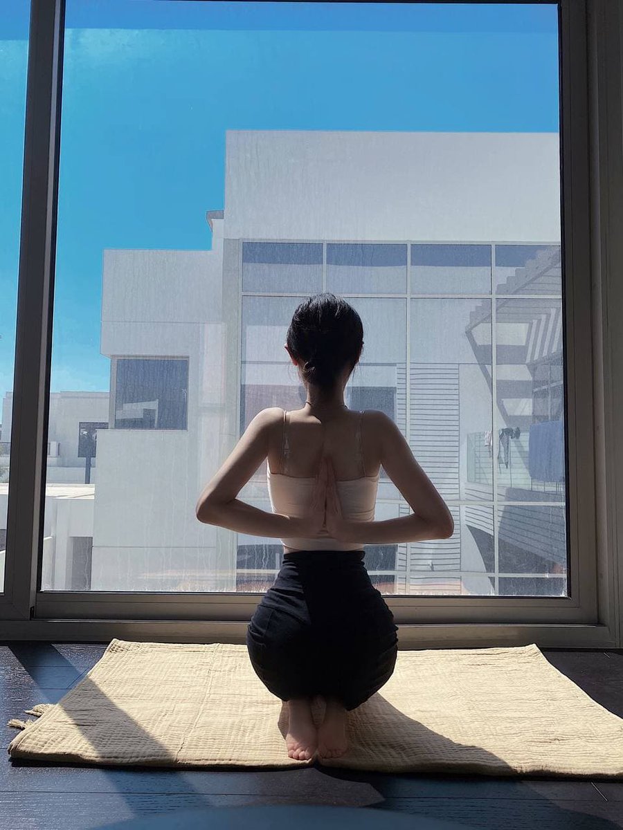 olderkkkk's tweet photo. The early morning sun shines on me https://t.co/lAQ84fHWvq